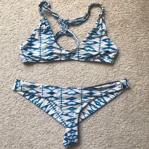 Frankie’s Bikinis - Bikini Set